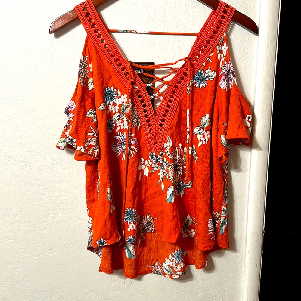 Cute blouse